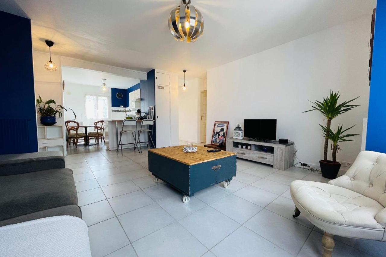 Superb Apartment 10 Min Walk From The Castle Amboise Buitenkant foto